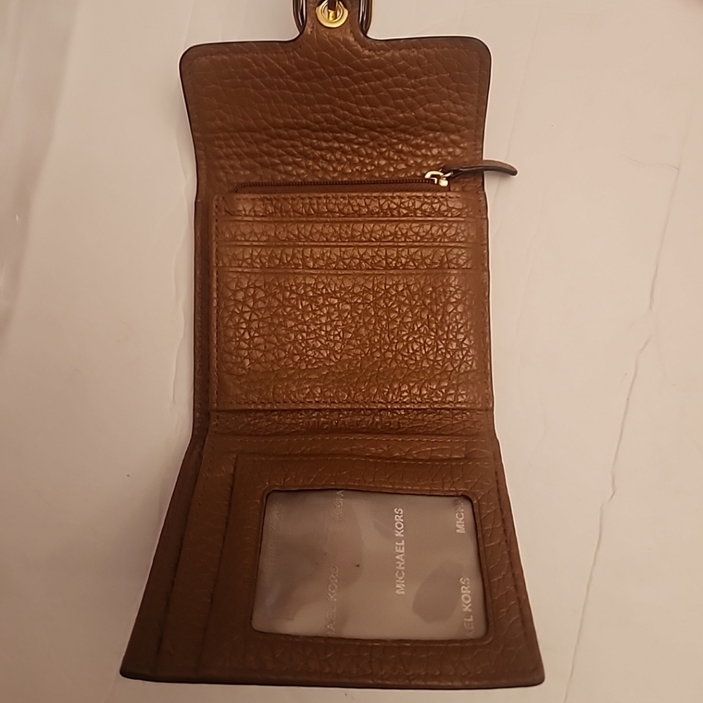Michael Kors Cooper Wallet - Picture 7 of 7